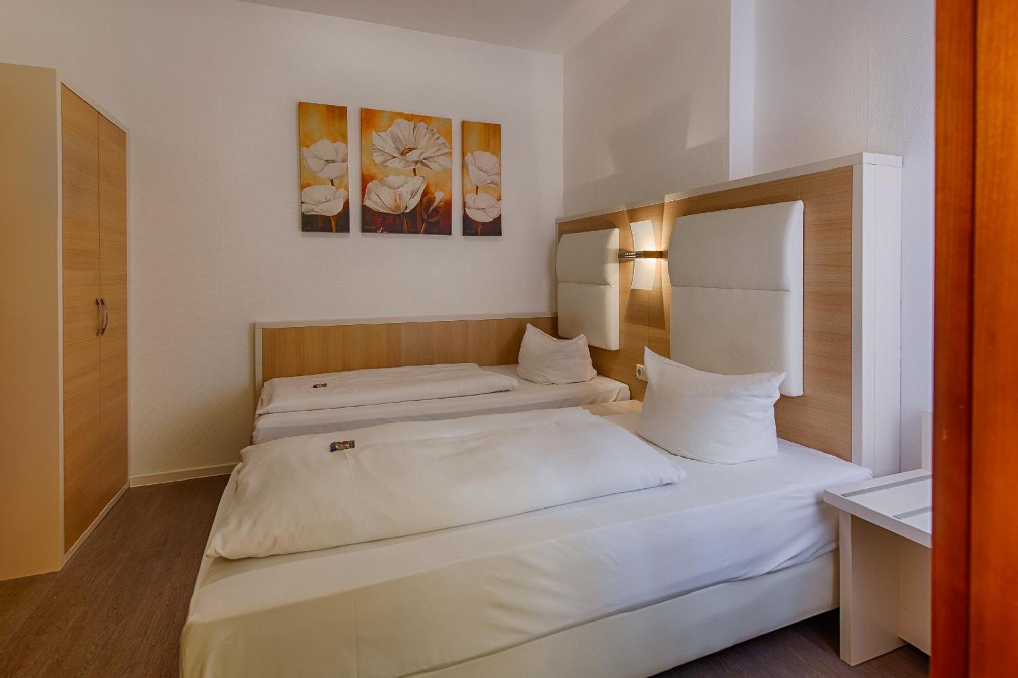 Hotel Fuersteneck Bernburg Luaran gambar