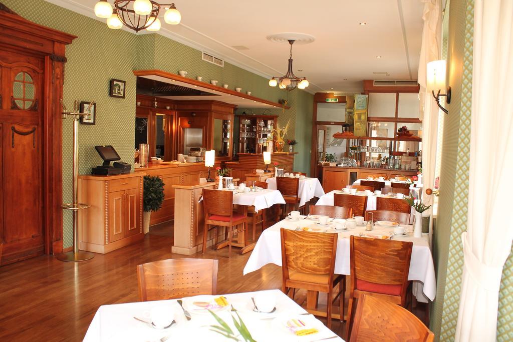 Hotel Fuersteneck Bernburg Luaran gambar